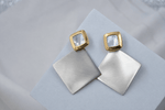 Load image into Gallery viewer, Aurora Square Drop Earrings - Gold