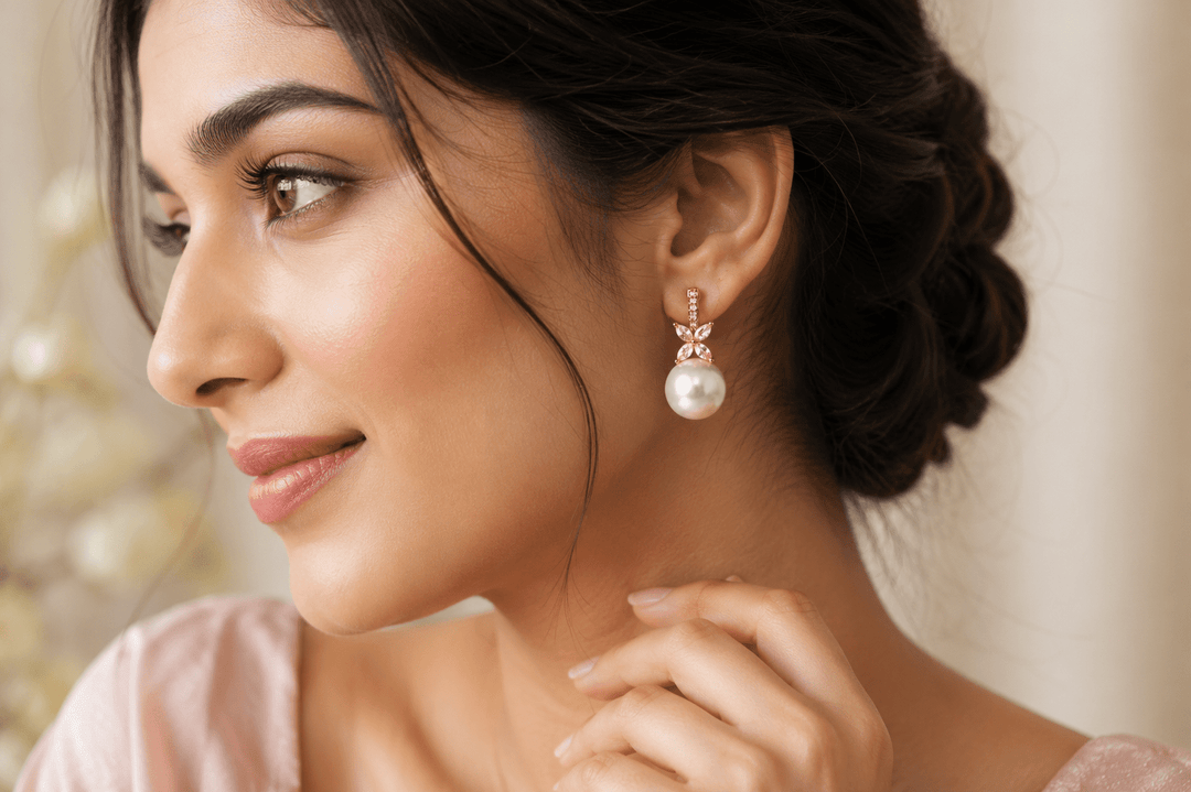Pearl Bloom Earrings - Rose Gold