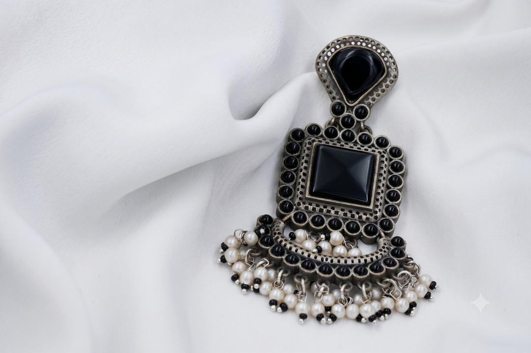 Noir Pearl Chandbali Earrings | Jewel Birds