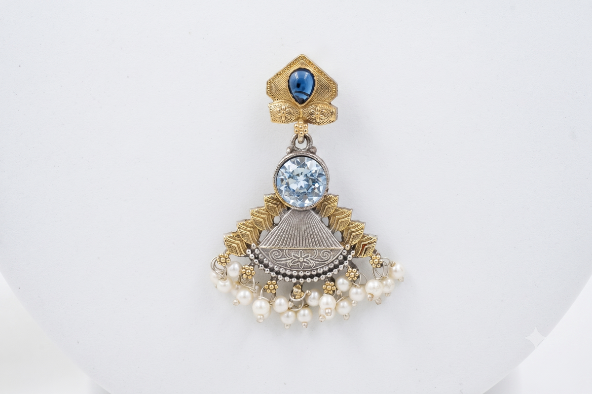 Neel noor pearl earrings | jewel birds