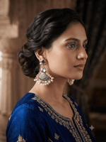 Load image into Gallery viewer, Neel Noor Pearl Earrings - Gold &amp; Silver

