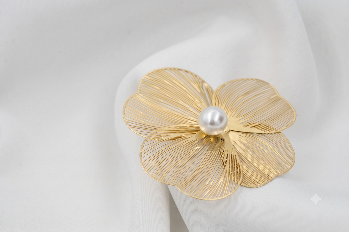 Pearl bloom statement stud | jewel birds
