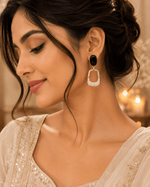 Load image into Gallery viewer, Midnight Luxe Link Earrings - Black &amp; Gold
