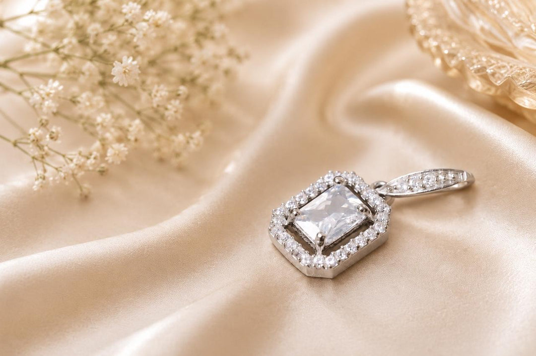 Crystal Royale Pendant
 (White) - Silver
