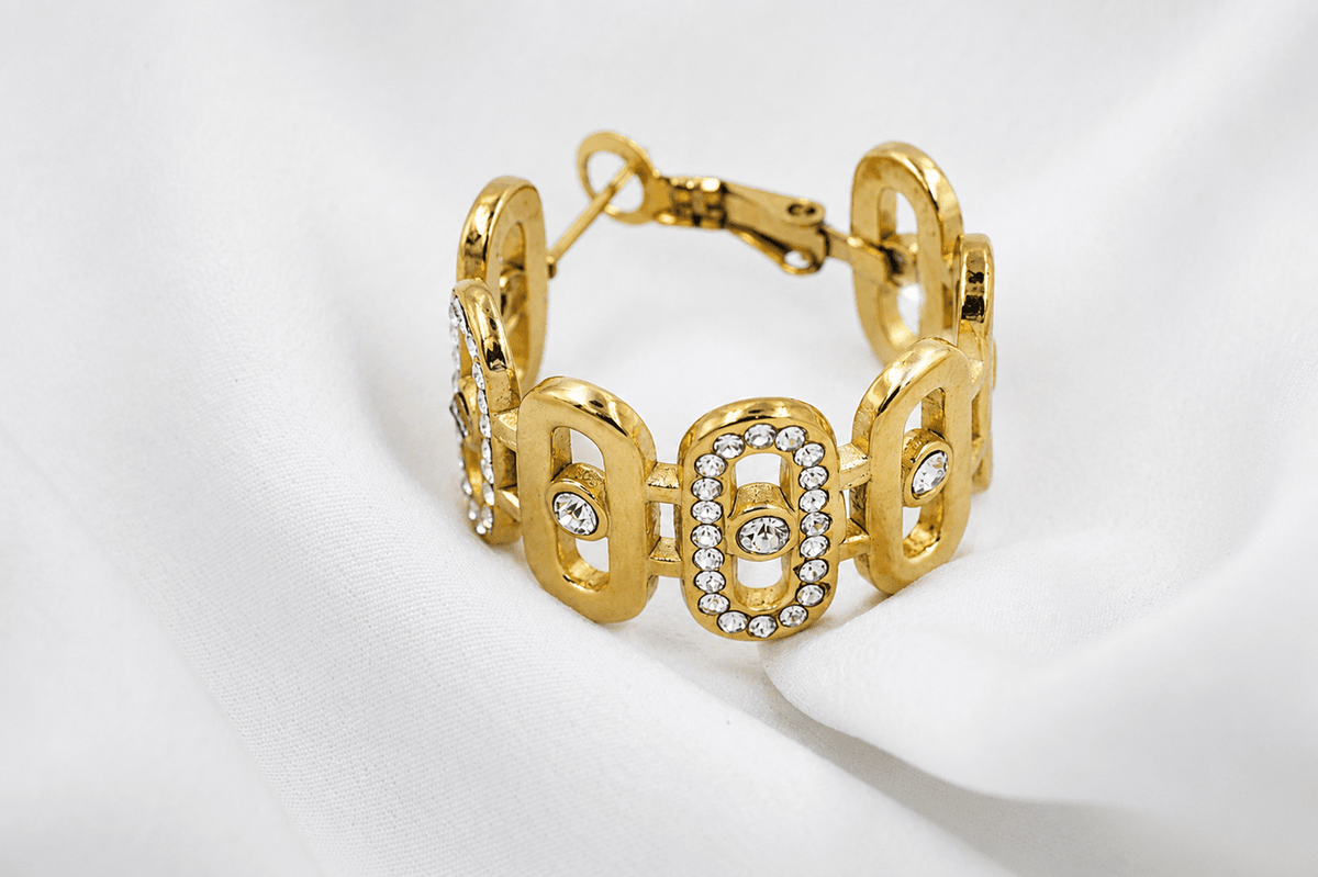 Luxe link earrings   gold