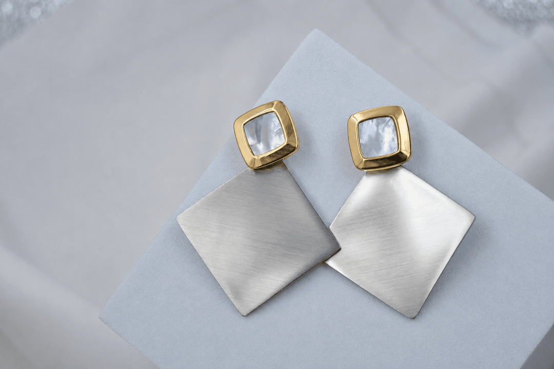 Aurora Square Drop Earrings - Gold