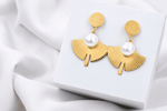 Load image into Gallery viewer, Pearl Breeze Drops - Gold
