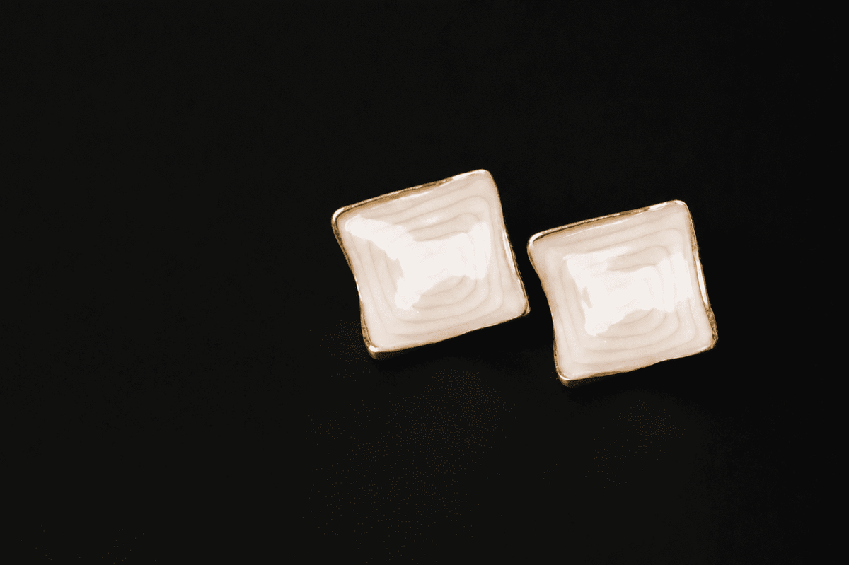 White enamel square stud earrings   white
