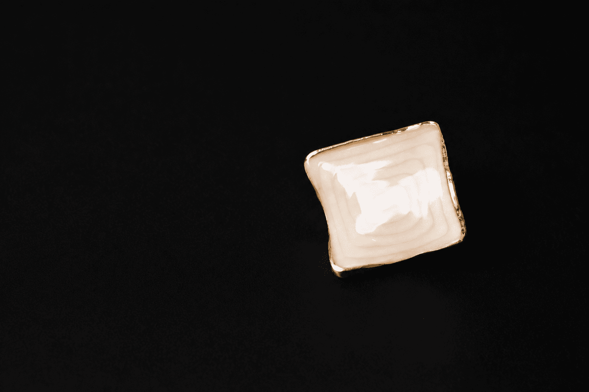 White enamel square stud earrings   white