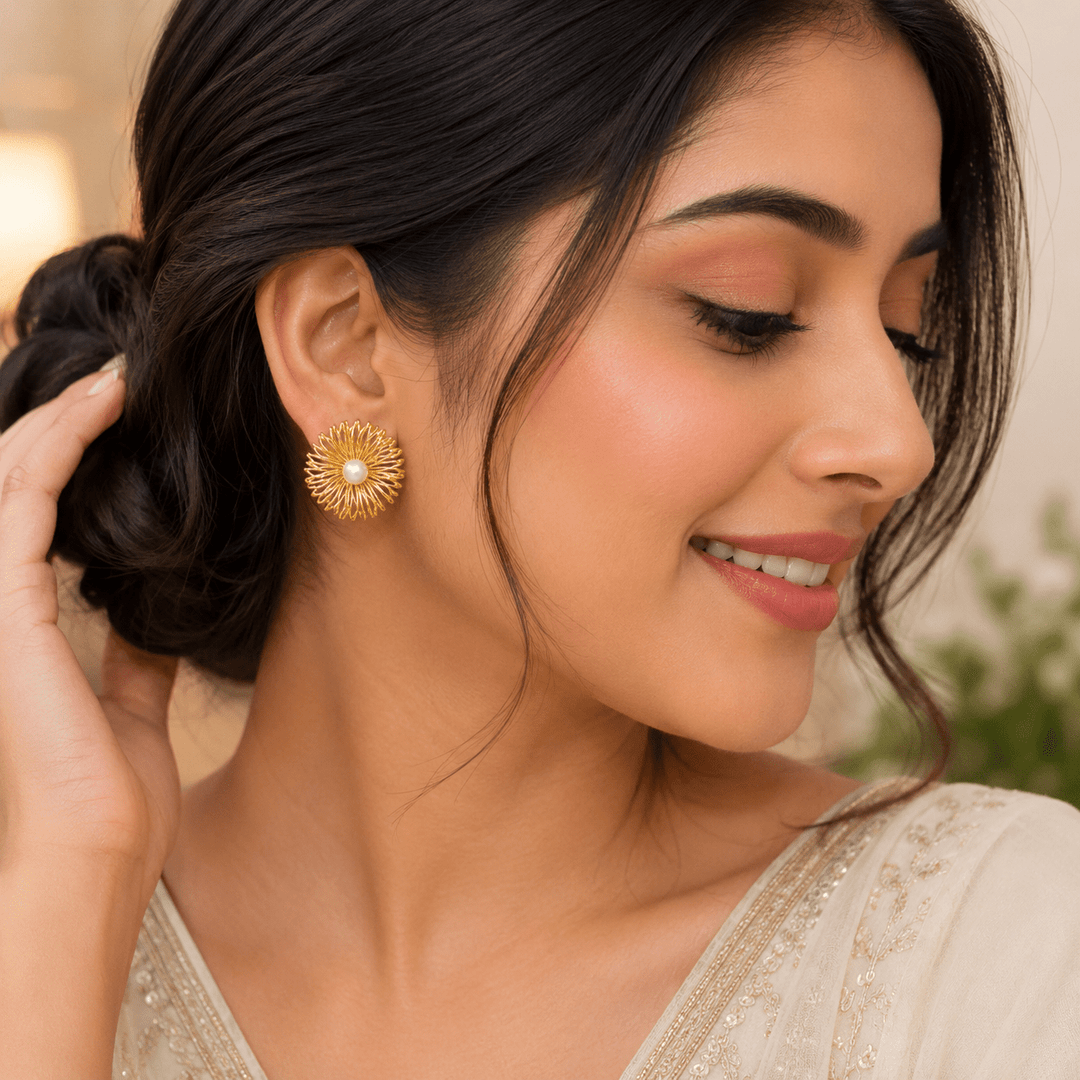 Pearl Bloom Flower Earrings - Gold