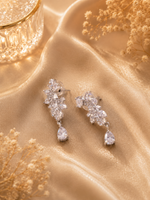 Load image into Gallery viewer, Crystal Vine Necklace | Jewel Birds
